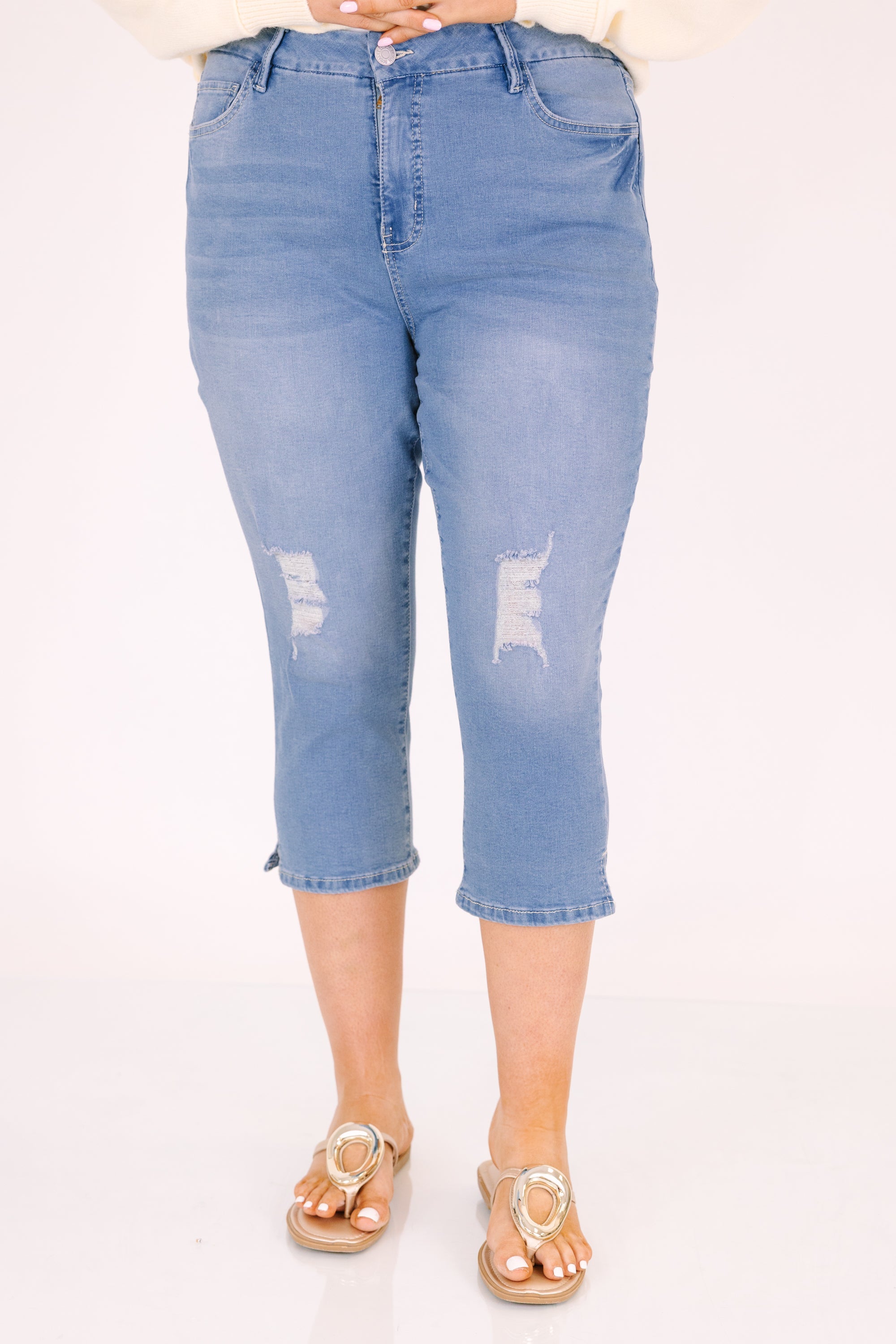 Song Of The Bluebird Capris, Light Wash