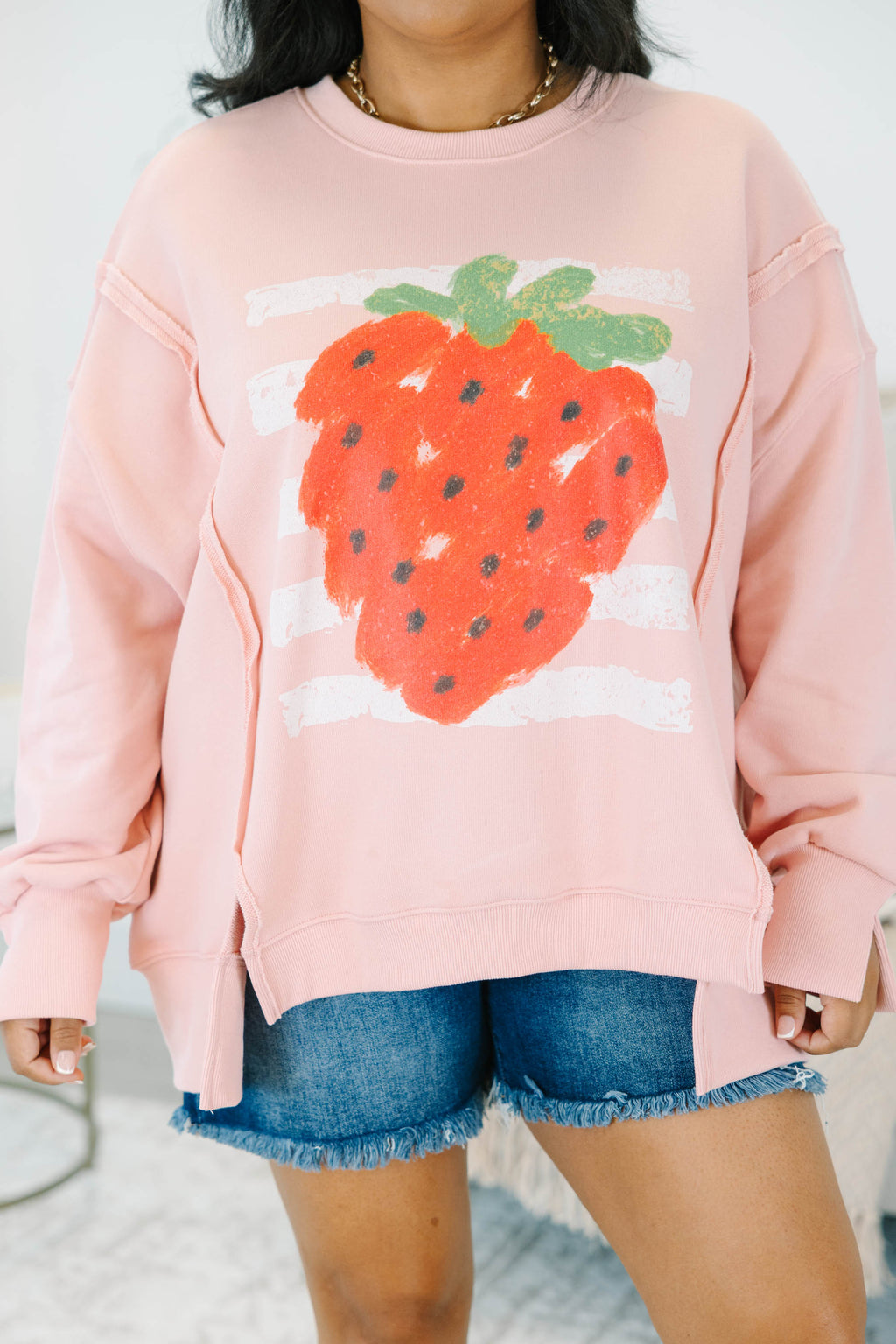 Strawberry Fields Comfy Crew, Dusty Pink