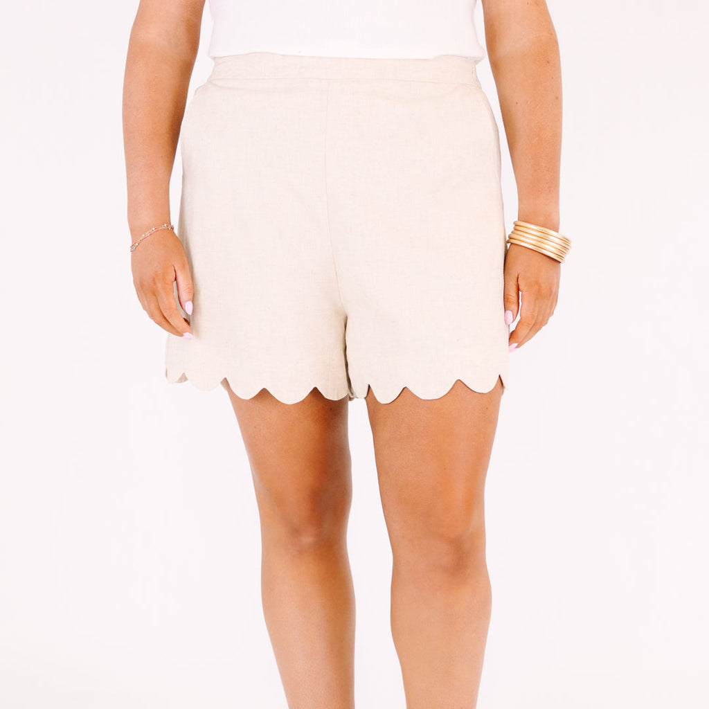 Sweet in Scallop Trim Shorts, Ivory